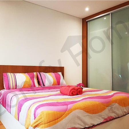 Klcc Service Suites By Home Sweet Home Kuala Lumpur Extérieur photo