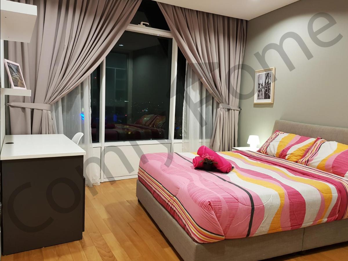 Klcc Service Suites By Home Sweet Home Kuala Lumpur Extérieur photo